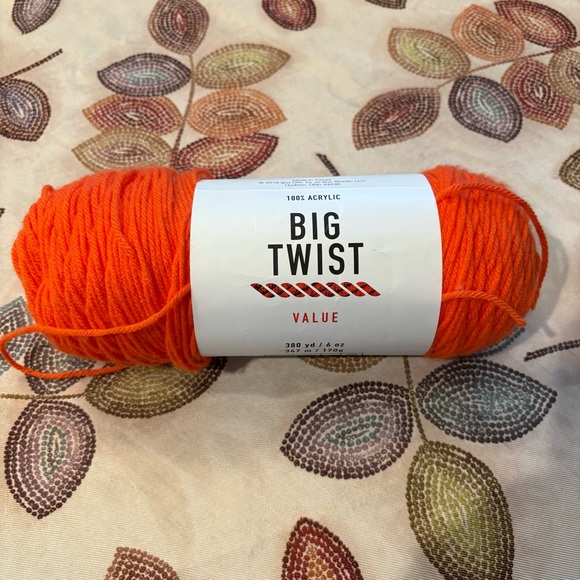 Big Twist Value Acrylic Value (1 skein) - Picture 1 of 3